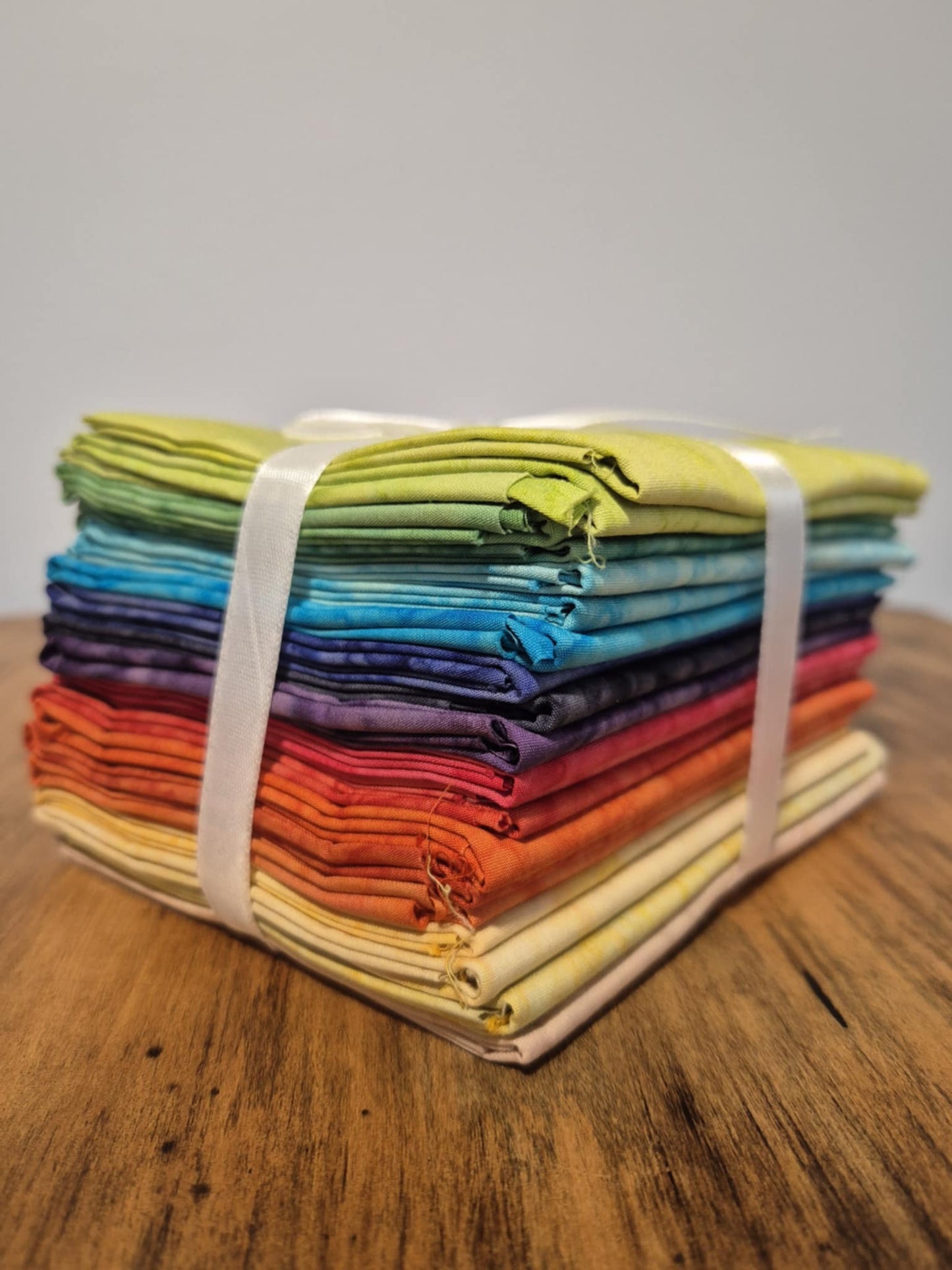 20 Pack Fat Quarters - Rainbow